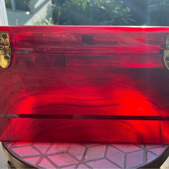 Vintage Lucite Makeup Case - Picture 6 of 6